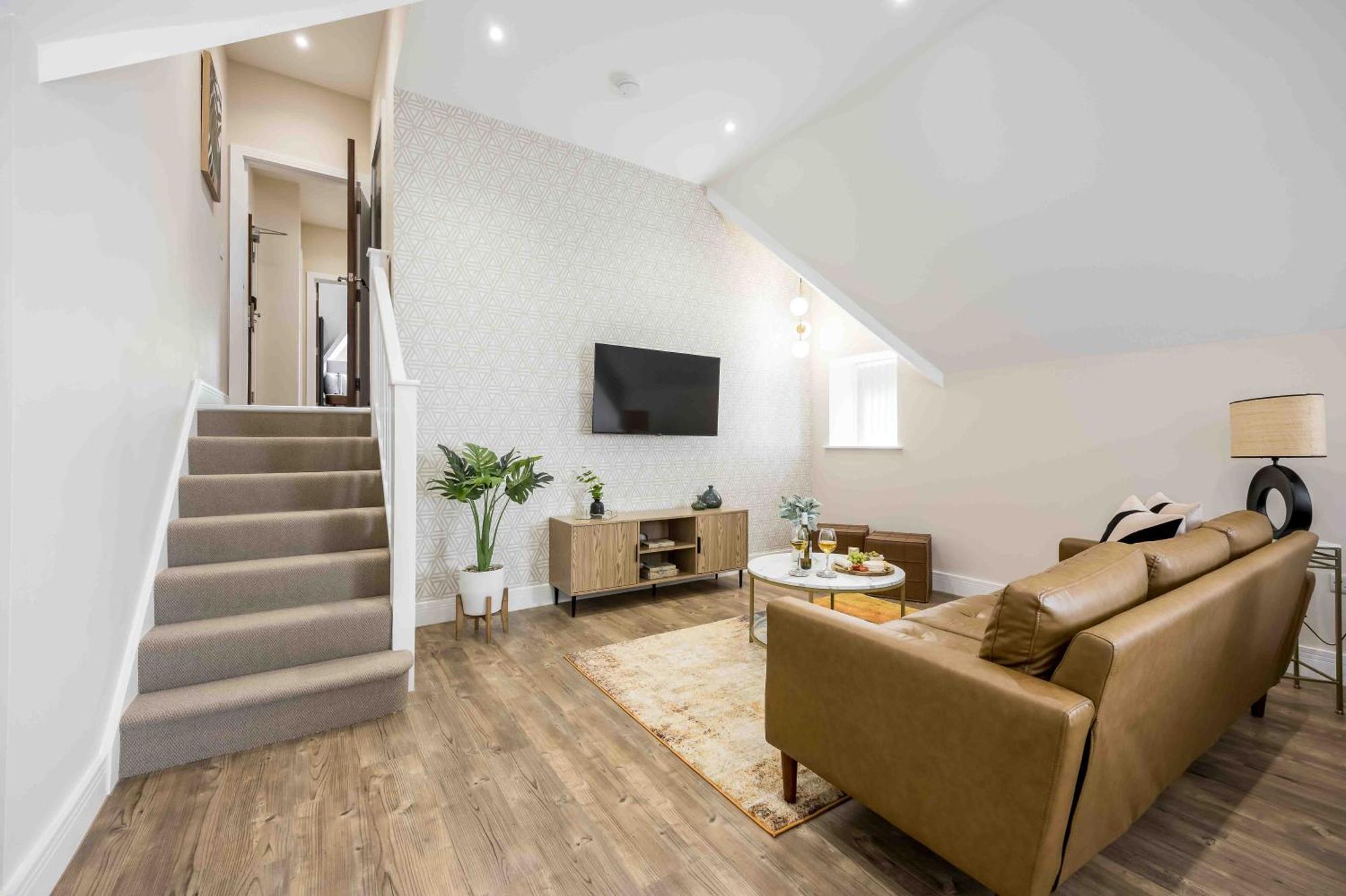 The Cliff Manor Apartment *