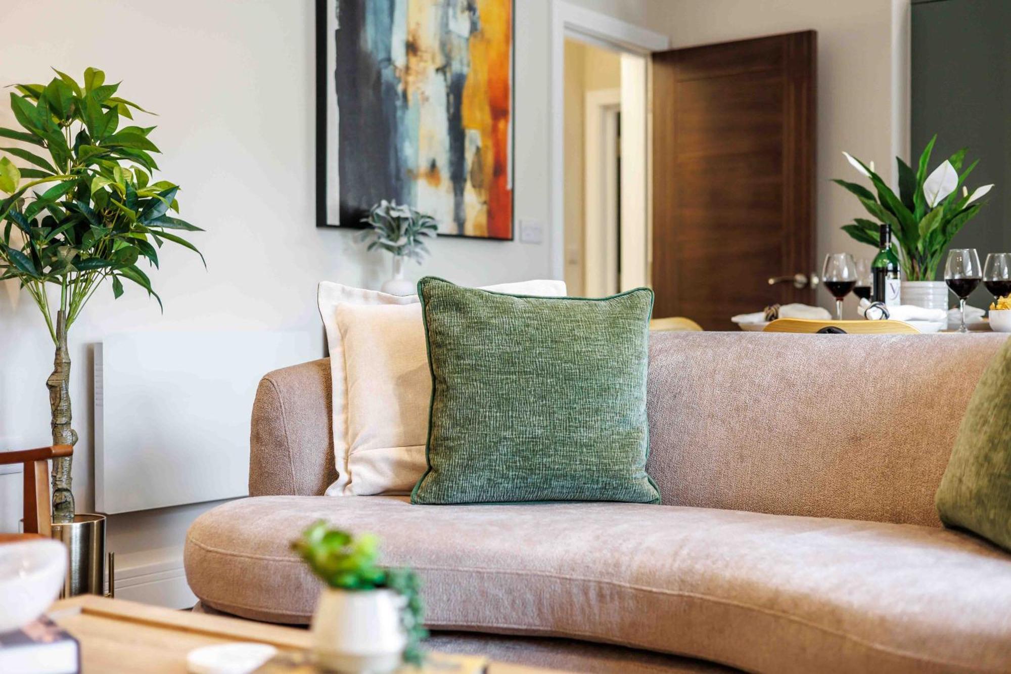 The Cliff Manor Apartment